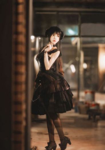 欧美风格女装图片大全_完整版BD高清中字