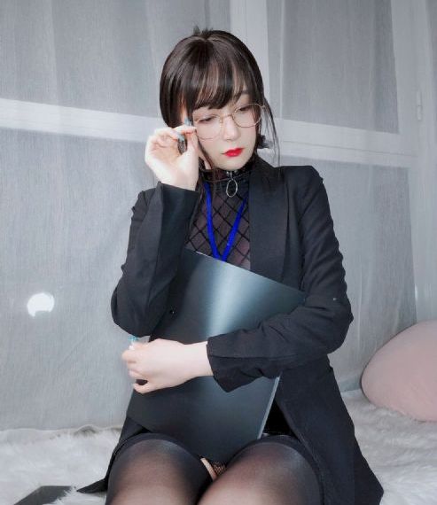 欧美街拍男李维斯_BD英语电视剧在线观看