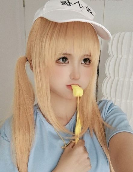 欧美光屁股大肥臀曰b_HD在线观看完整版