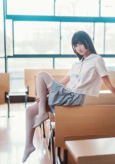 欧美美女大长腿_在线免费观看电影