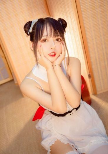 好看的鞋子女欧美风_高清电影完整版