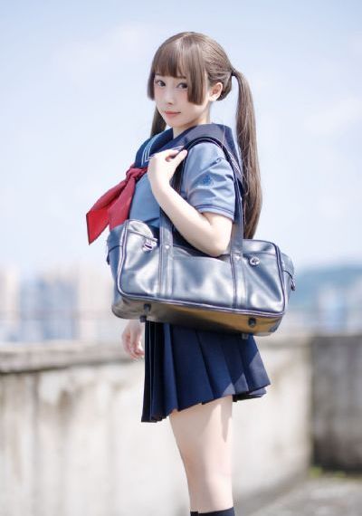 欧美皮衣皮裤女_HD免费在线观看